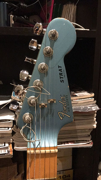 Strat head